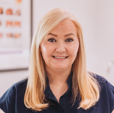 Leanne (Last Name) Card Image