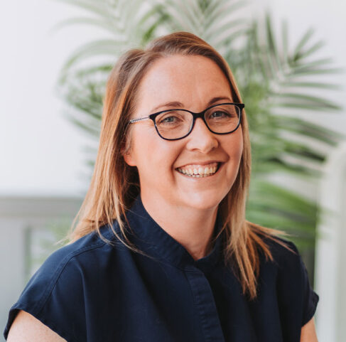 Elaine Younger Card Image